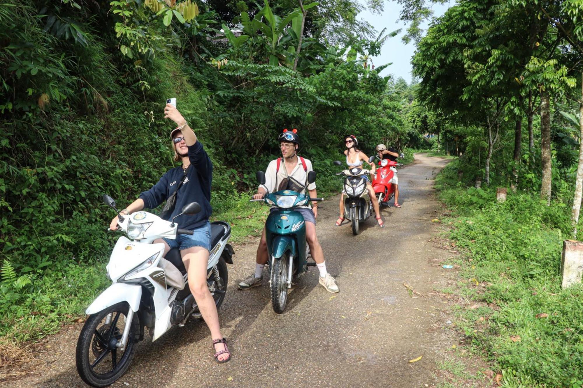 Nha Tan - Mai Chau Homestay And Tours Εξωτερικό φωτογραφία